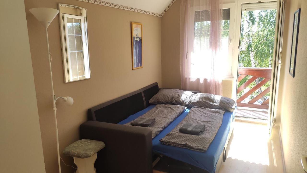 Ferienwohnung Lelle Lelke Apartmanhaz Balatonlelle Exterior foto