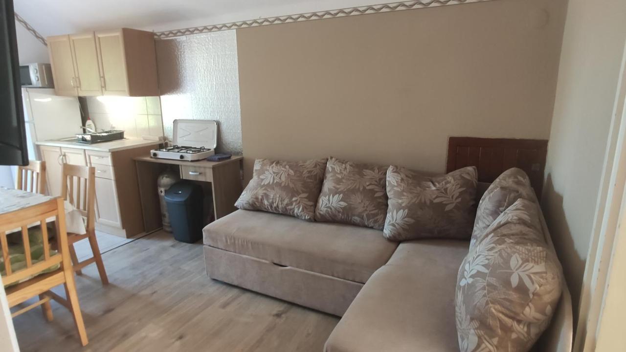 Ferienwohnung Lelle Lelke Apartmanhaz Balatonlelle Exterior foto